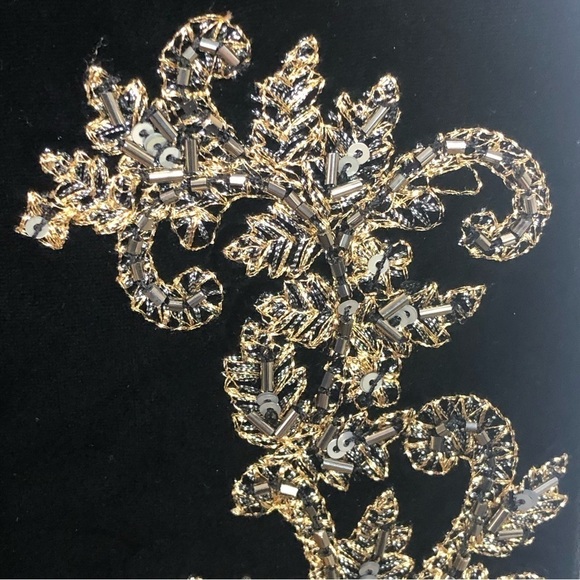 WHBM Black velvet sleeveless (cap sleeves) embellished cocktail dress Size XXS - Picture 4 of 16